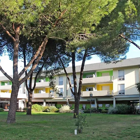 With Swimming Pool In Luni Mare 3* Fiumaretta di Ameglia