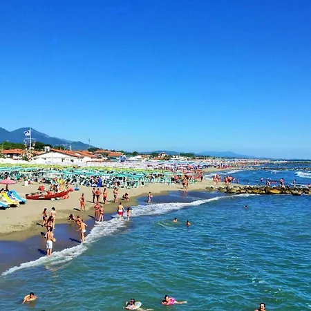 With Swimming Pool In Luni Mare Fiumaretta di Ameglia