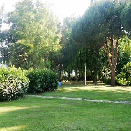 With Swimming Pool In Luni Mare Fiumaretta di Ameglia