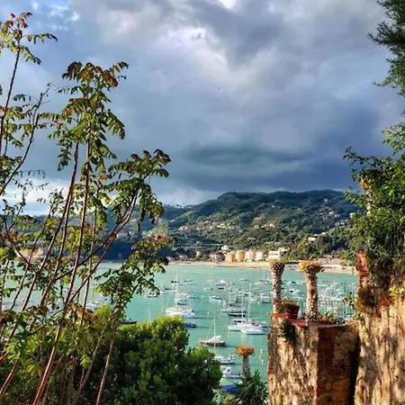 With Swimming Pool In Luni Mare 3* Fiumaretta di Ameglia