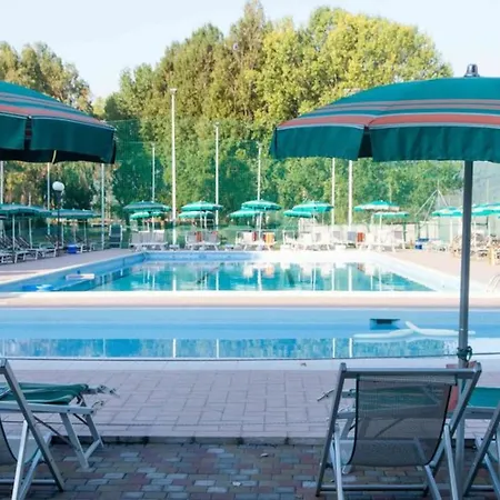 With Swimming Pool In Luni Mare Fiumaretta di Ameglia