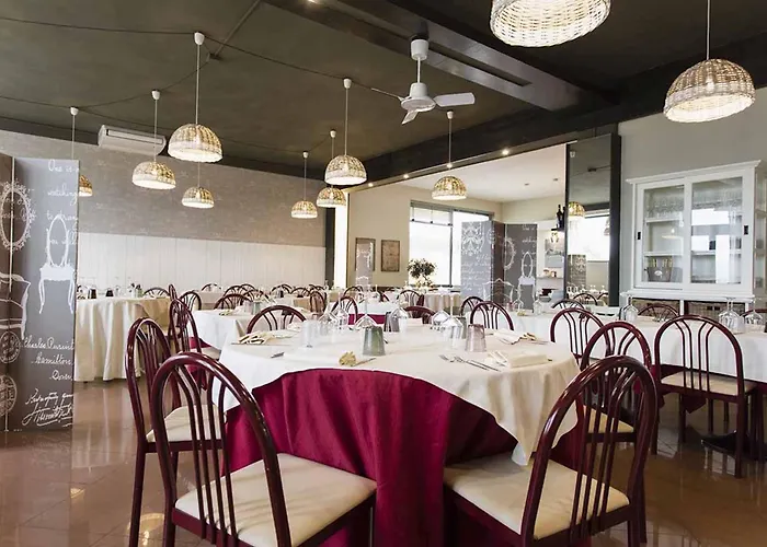 With Swimming Pool In Luni Mare Aparthotel Fiumaretta di Ameglia