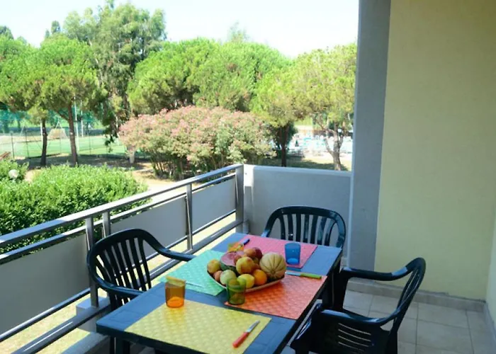 With Swimming Pool In Luni Mare 3* Fiumaretta di Ameglia