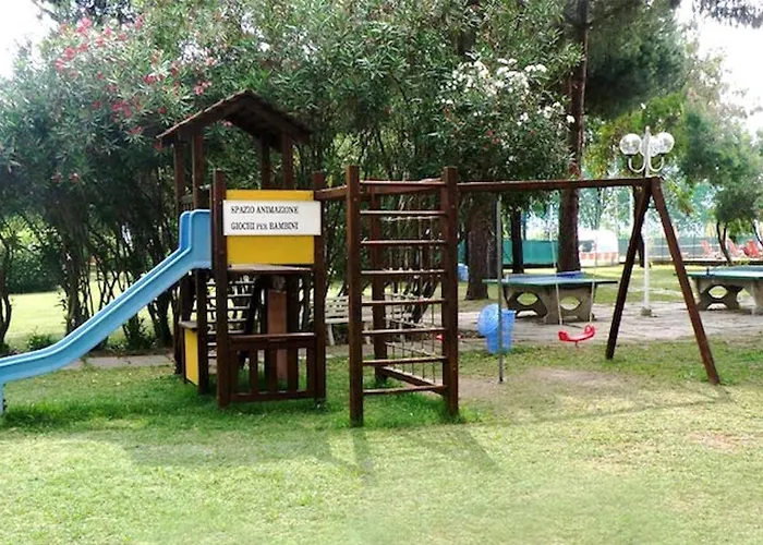 With Swimming Pool In Luni Mare Aparthotel Fiumaretta di Ameglia